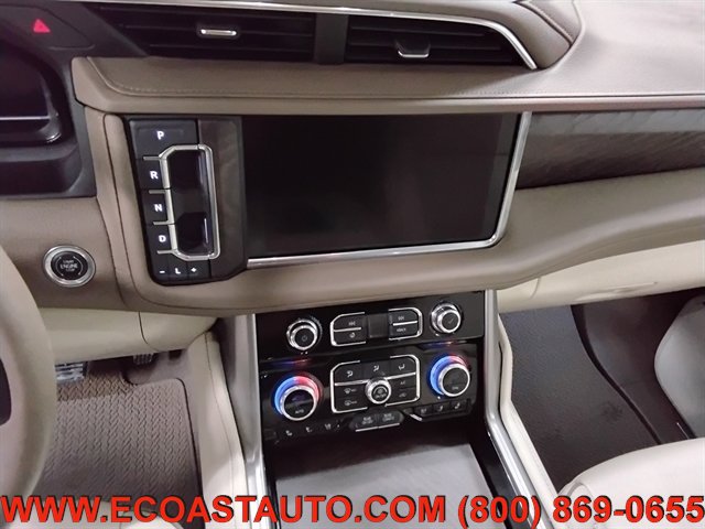 Used 2023 GMC Yukon XL Denali AWD/4WD image 12