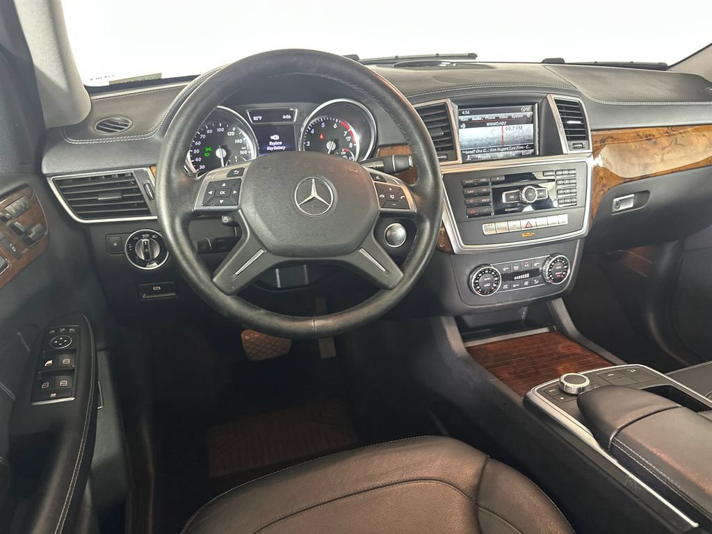 Used 2015 Mercedes-Benz GL 450 4MATIC image 23