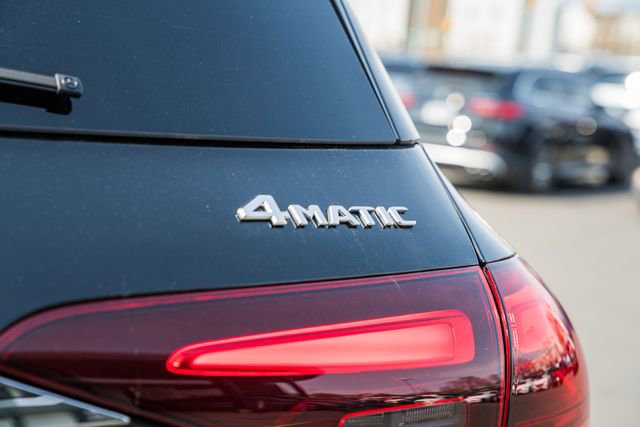 Used 2025 Mercedes-Benz GLE 450e 4MATIC image 8