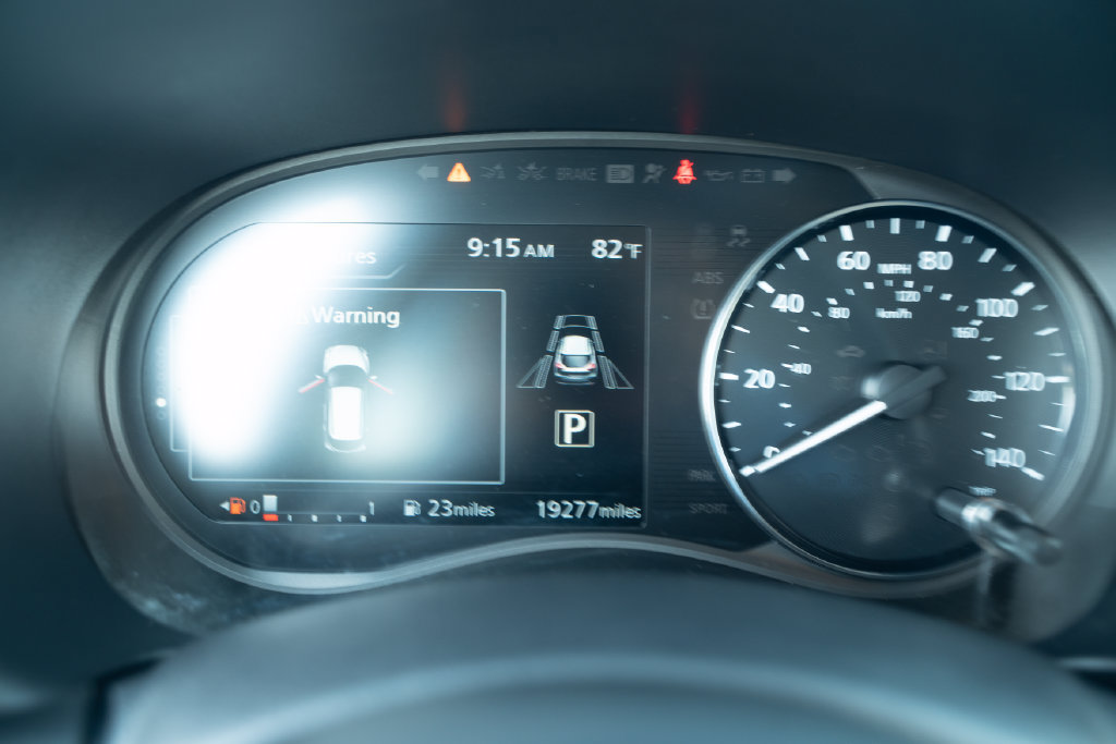 Used 2023 Nissan Kicks SV w/ Interior Electronics Package FWD image 31