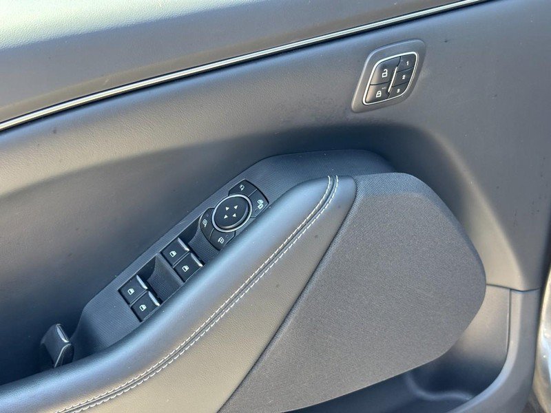 Used 2023 Ford Mustang Mach-E Select w/ Comfort Package Lite RWD image 18