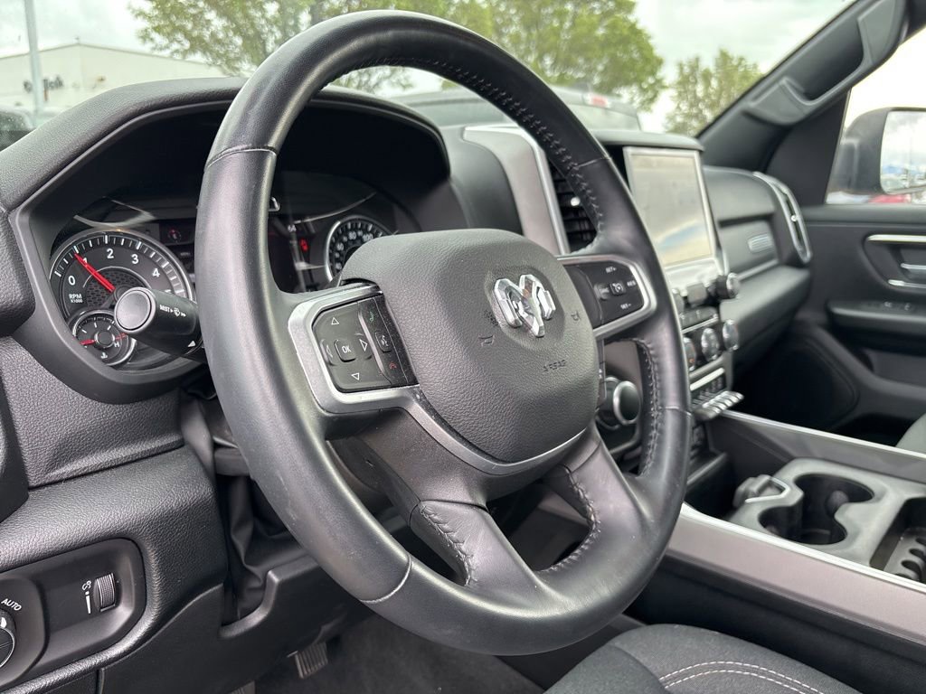 Used 2022 RAM 1500 Big Horn AWD/4WD image 16