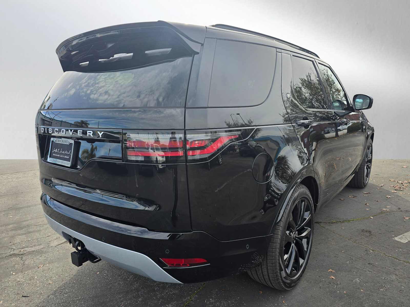 New 2026 Land Rover Discovery Limited Edition AWD/4WD image 5