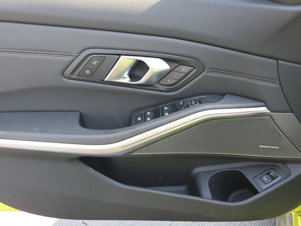 Used 2025 BMW M3 Competition AWD/4WD image 17