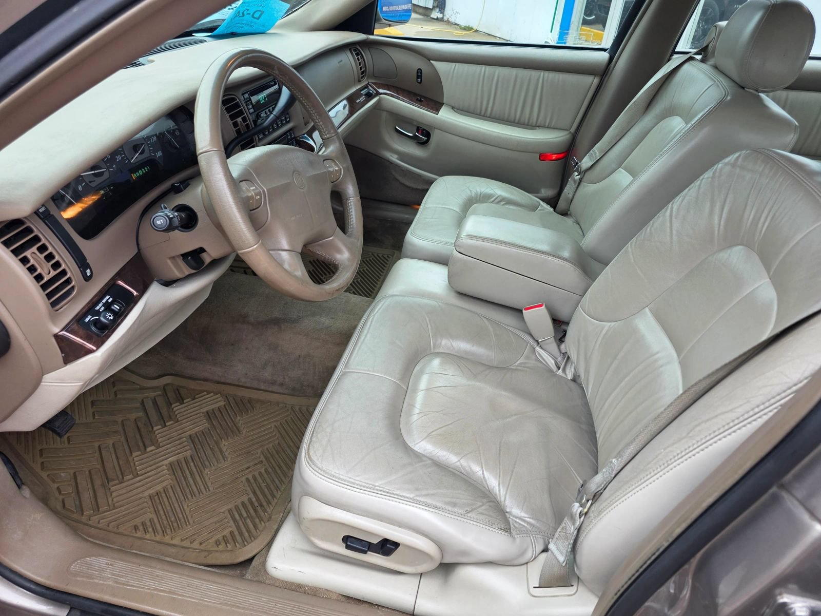 Used 2004 Buick Park Avenue FWD image 12