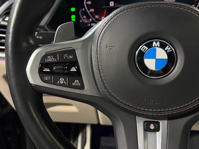 Used 2022 BMW X6 M50i w/ Executive Package image 21