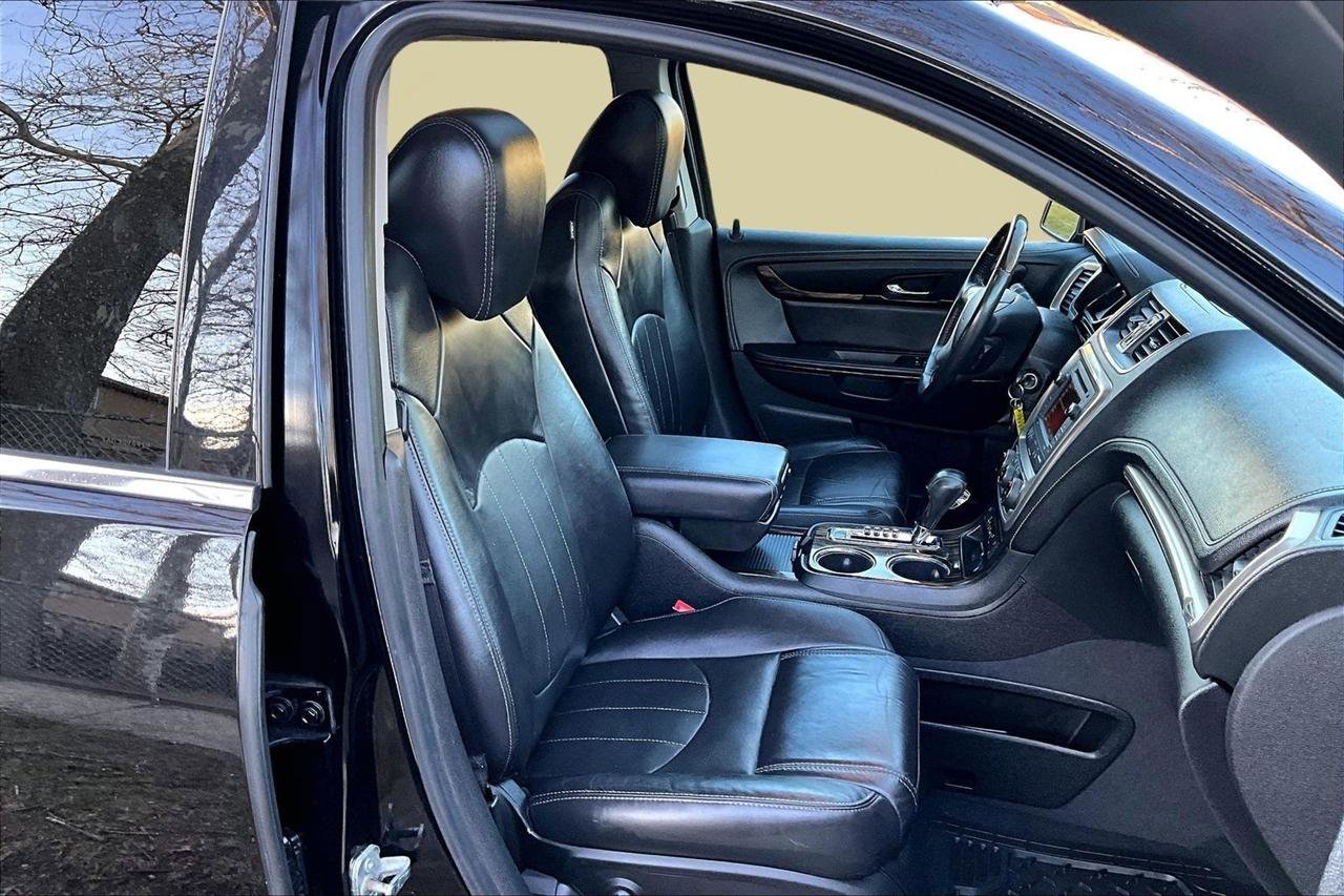 Used 2016 GMC Acadia Denali image 30