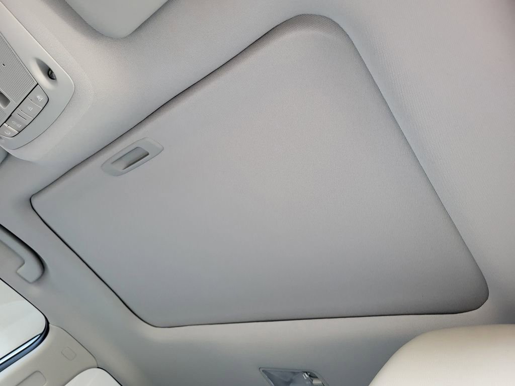 Used 2022 Nissan Rogue Sport SL w/ Premium Package image 22