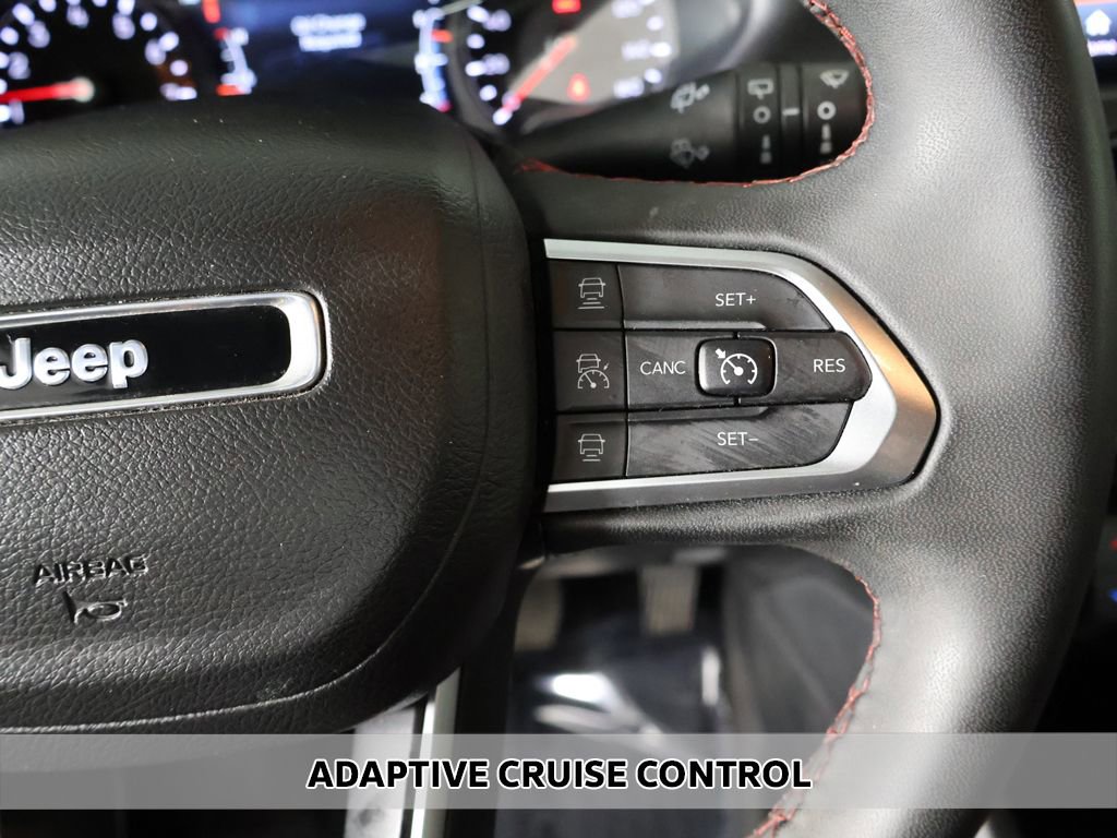 Used 2024 Jeep Compass Trailhawk AWD/4WD image 3
