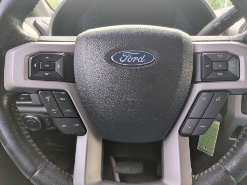 Used 2017 Ford F350 Lariat RWD image 15