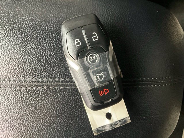Used 2016 Ford Mustang GT Premium RWD image 33
