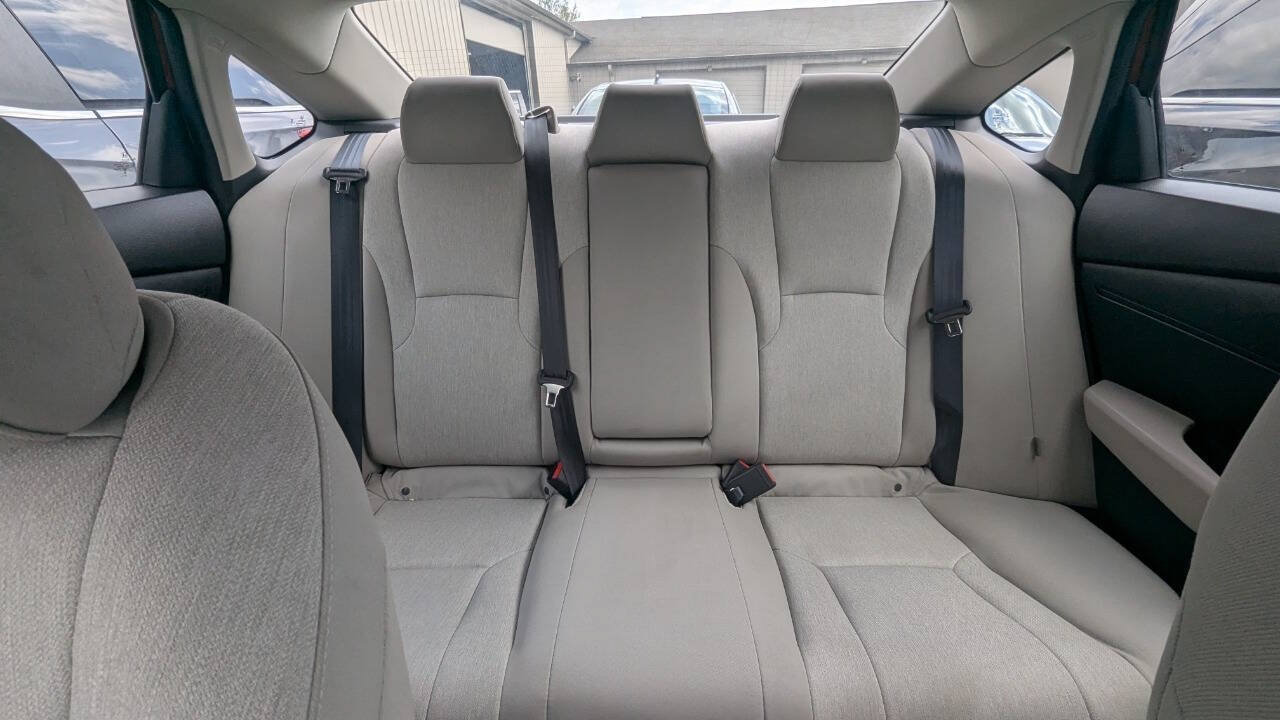 Used 2024 Honda Accord LX image 19