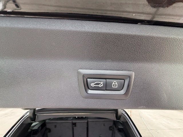 Used 2021 BMW X3 sDrive30i w/ Premium Package RWD image 31