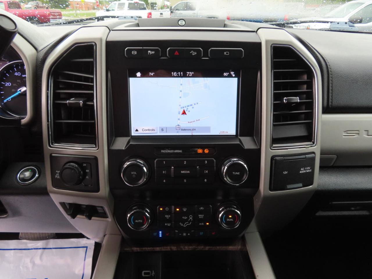 Used 2019 Ford F250 Lariat w/ Lariat Ultimate Package AWD/4WD image 36