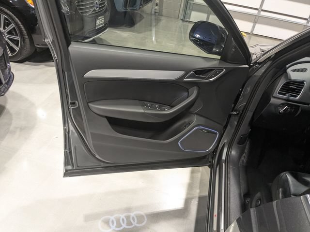 Used 2018 Audi Q3 2.0T Premium Plus w/ Premium Plus Package AWD/4WD image 20