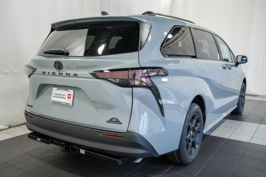 New 2026 Toyota Sienna XLE Woodland Edition AWD/4WD image 4