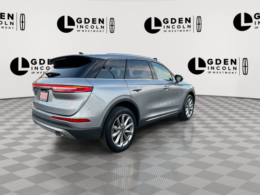 Used 2022 Lincoln Corsair AWD w/ Premium Package image 8