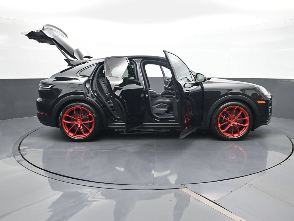 New 2026 Porsche Cayenne Turbo GT AWD/4WD image 34