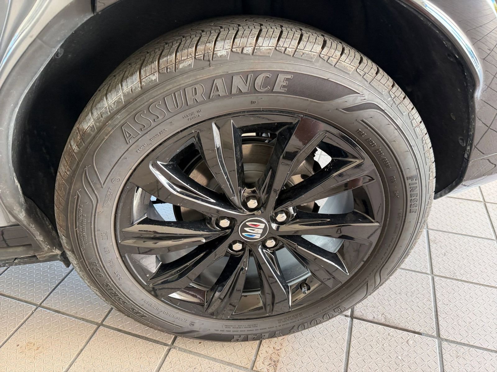 Used 2025 Buick Envista Sport Touring image 24