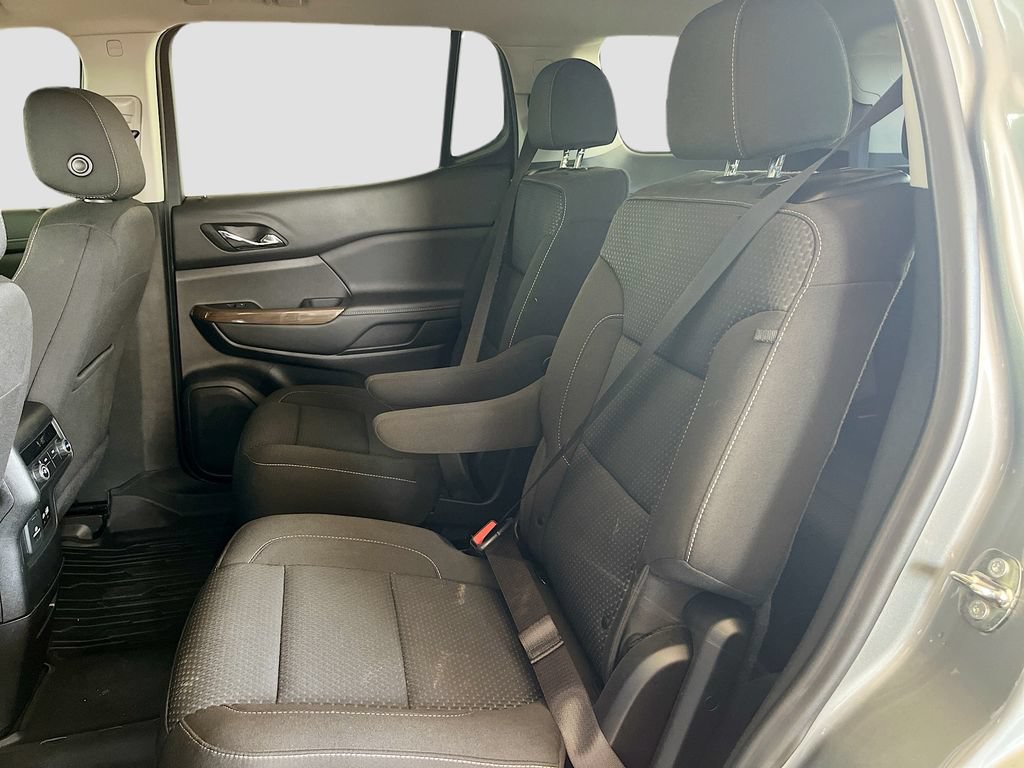 Used 2023 GMC Acadia SLE w/ Driver Convenience Package FWD image 24