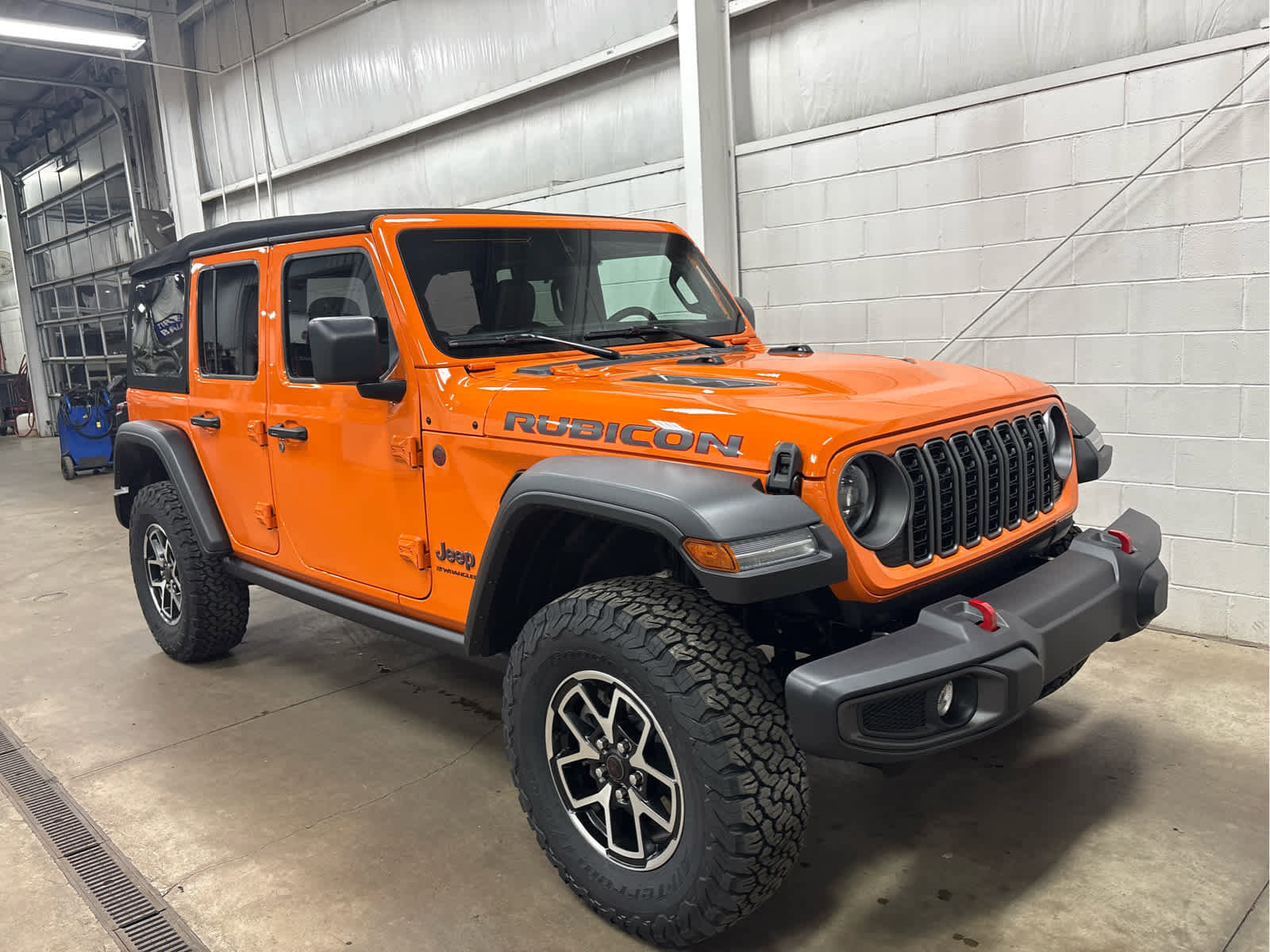 New 2025 Jeep Wrangler Unlimited Rubicon image 2