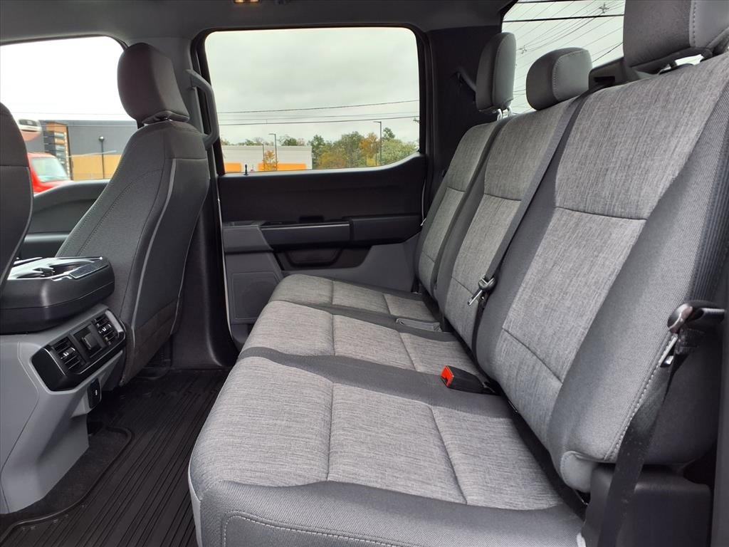 Used 2023 Ford F150 XL w/ Trailer Tow Package image 8