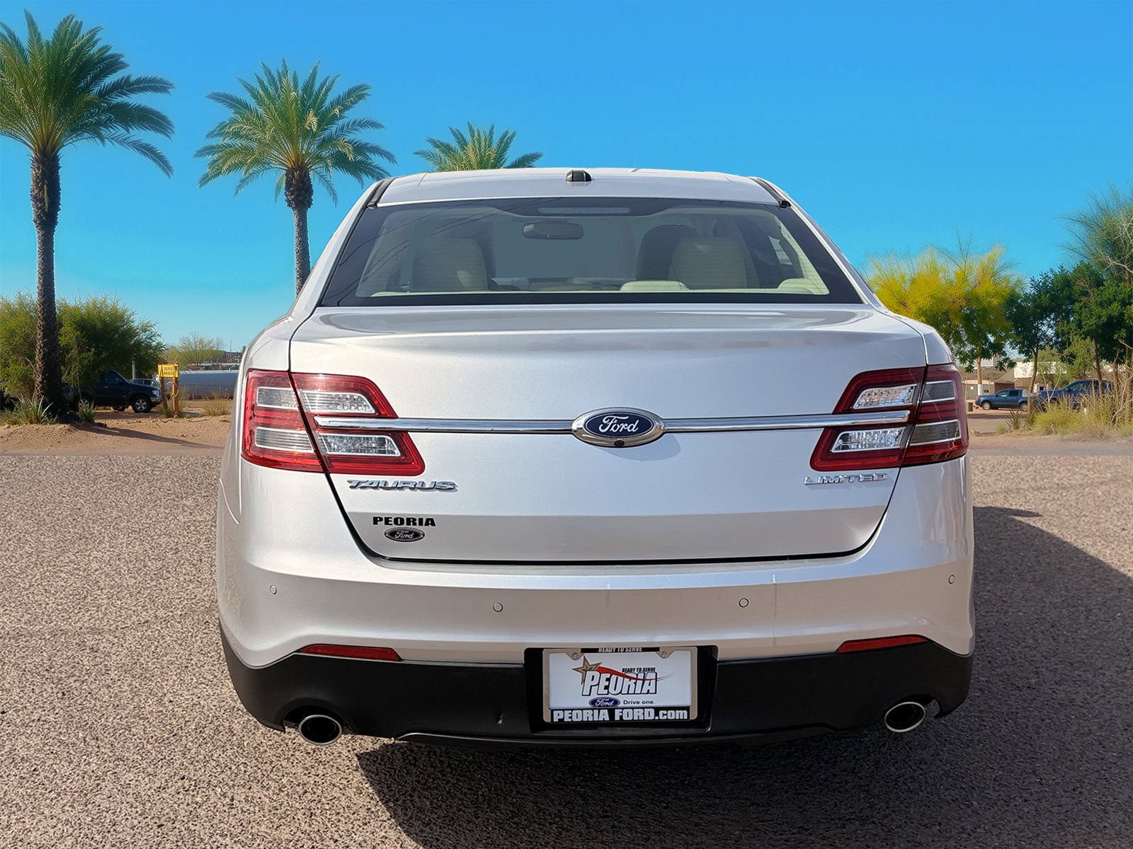 Used 2019 Ford Taurus Limited FWD image 4