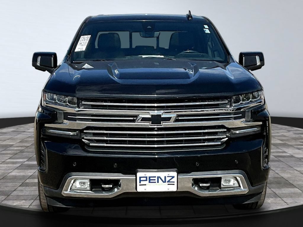 Used 2019 Chevrolet Silverado 1500 High Country w/ Technology Package AWD/4WD image 2