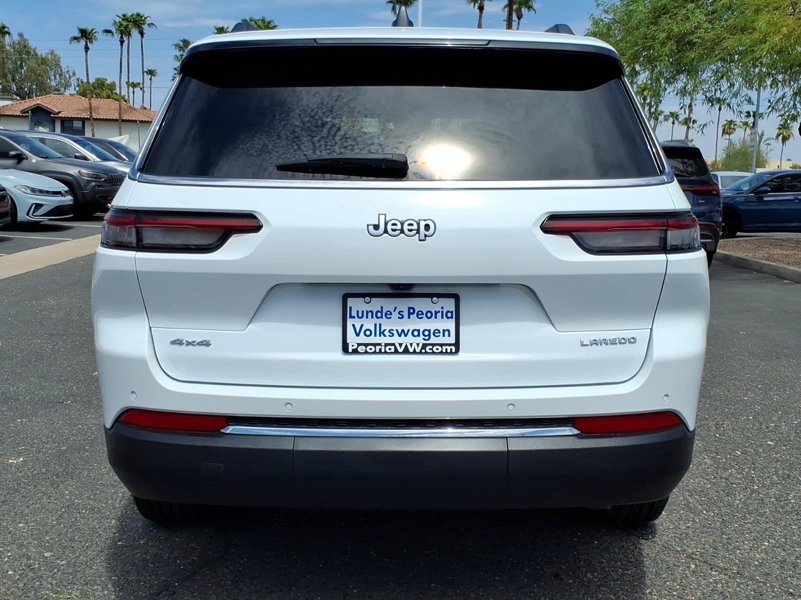 Used 2025 Jeep Grand Cherokee L Laredo AWD/4WD image 6
