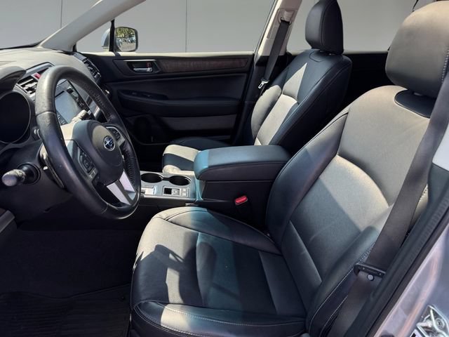 Used 2017 Subaru Outback 2.5i Limited w/ Popular Package #5 AWD/4WD image 9