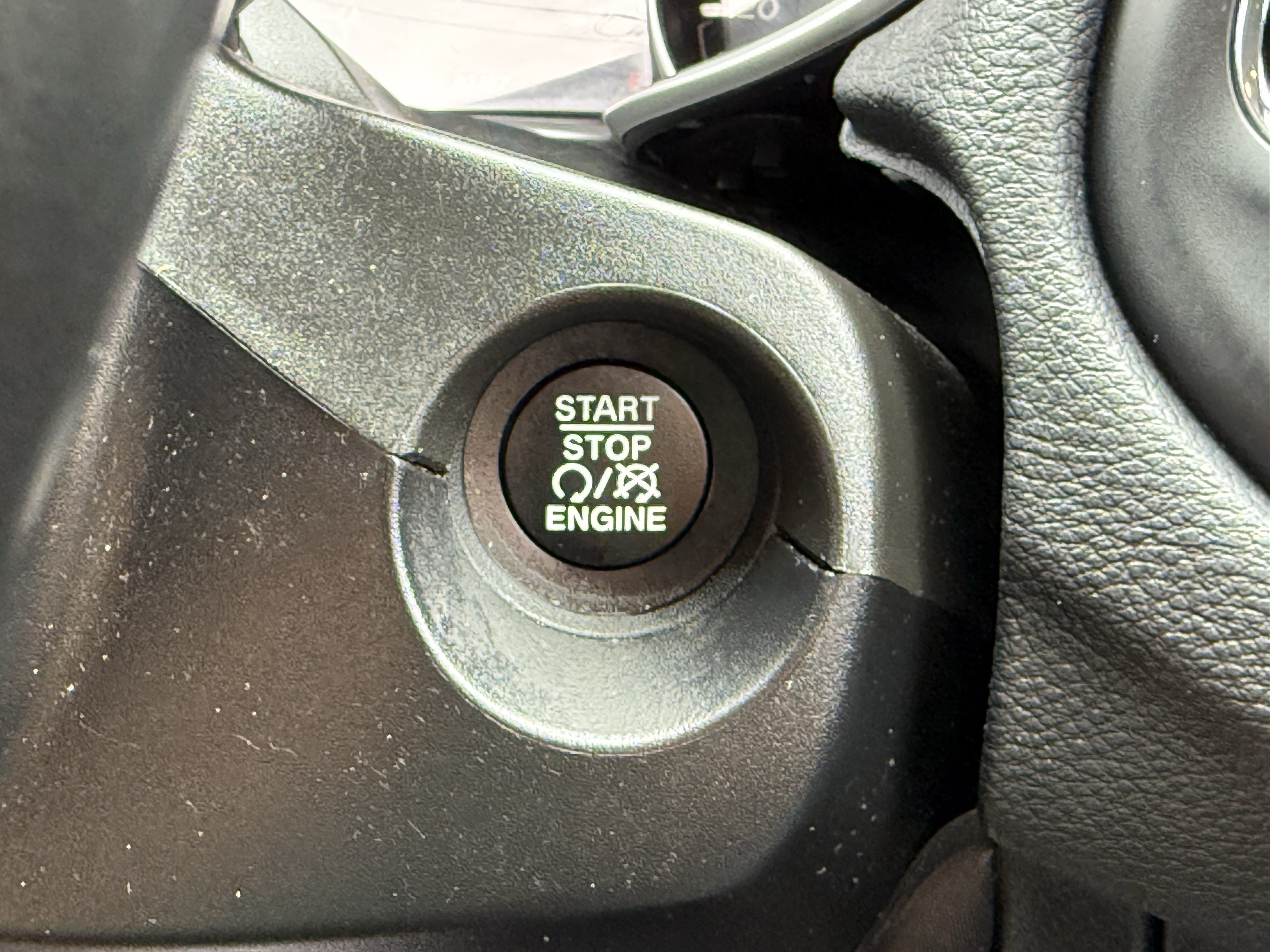 Used 2021 Jeep Compass Latitude w/ Convenience Group FWD image 24