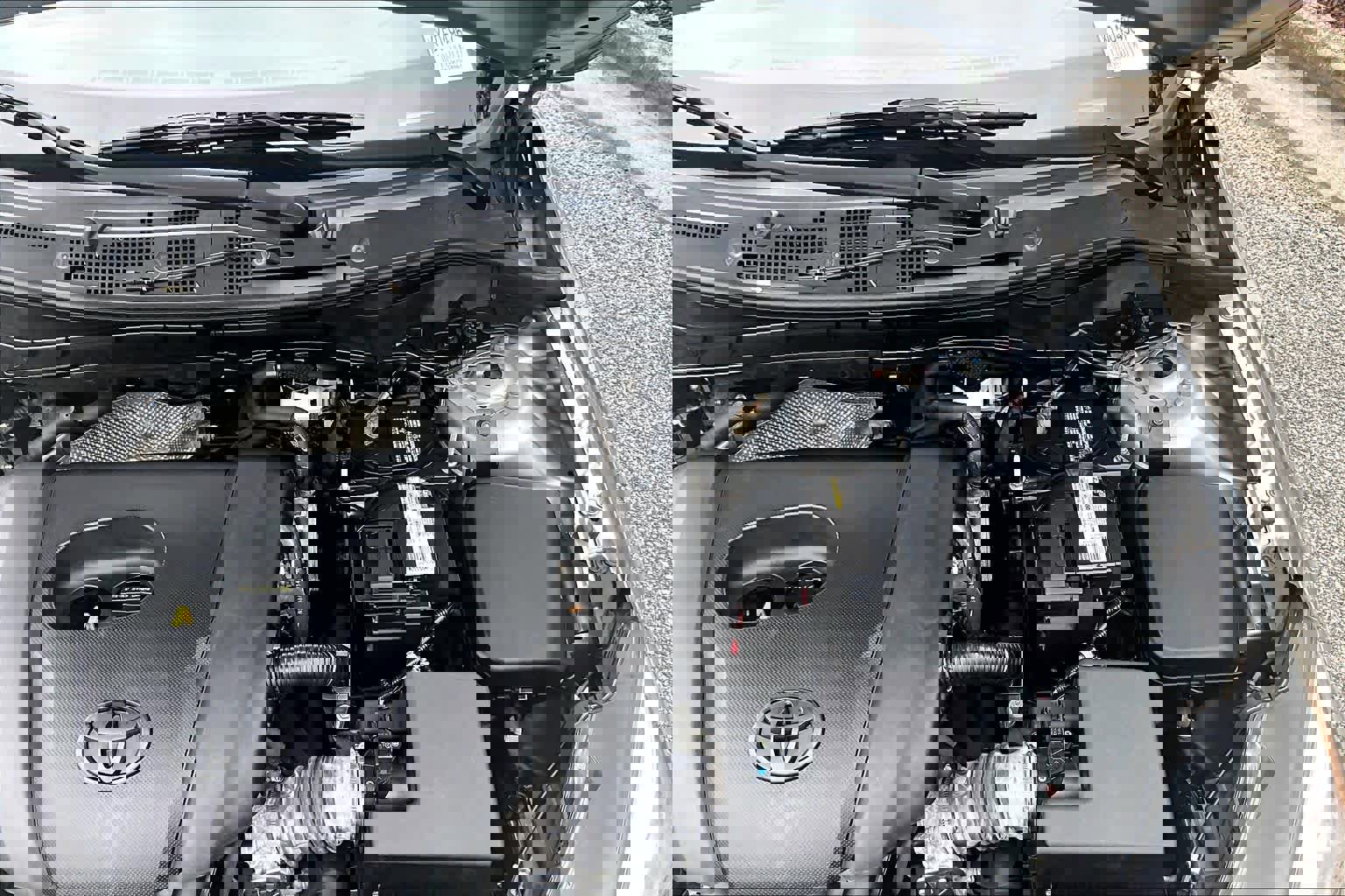 Used 2019 Toyota Yaris LE FWD image 31