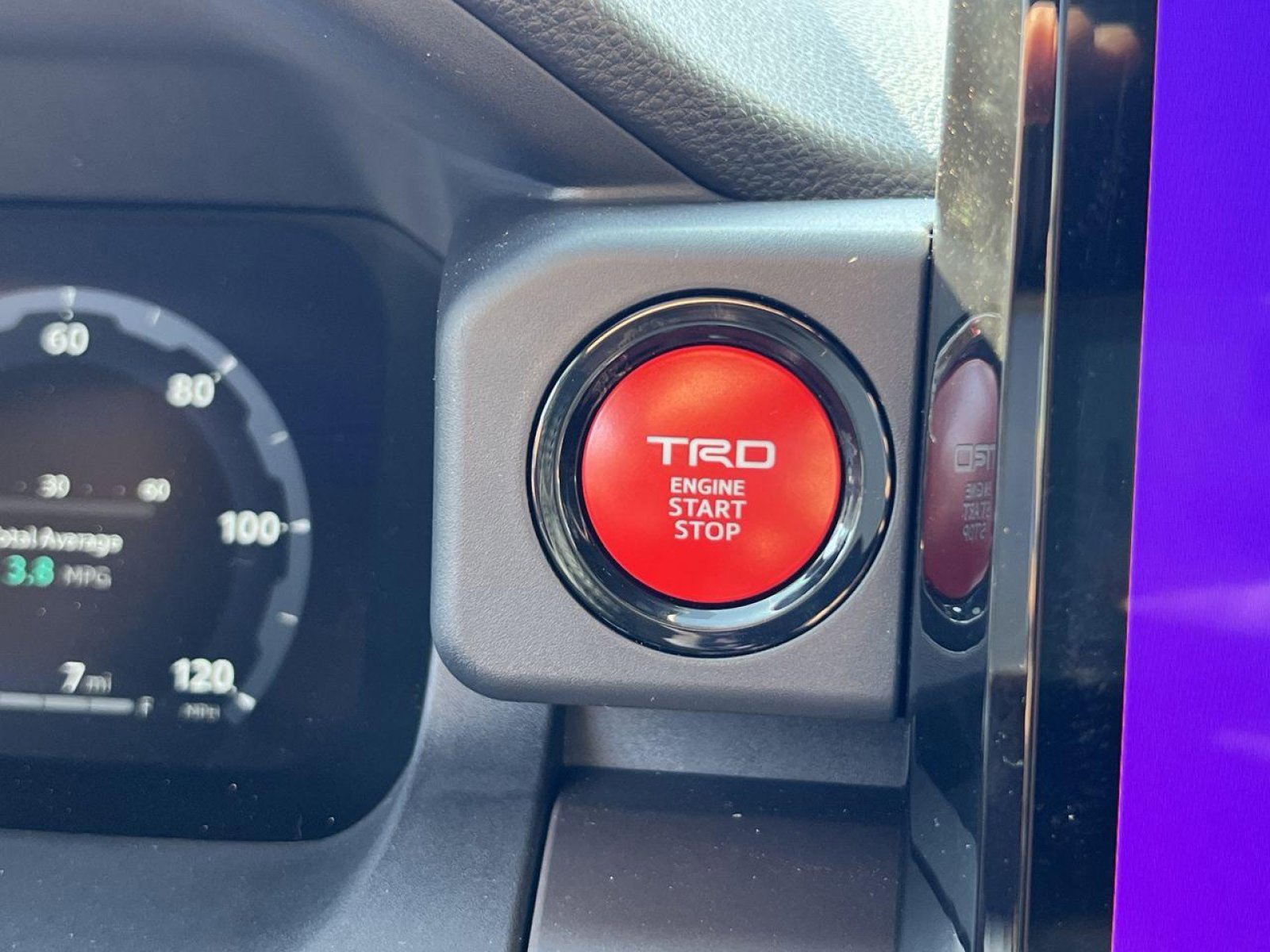 New 2024 Toyota Tacoma TRD Off-Road image 25