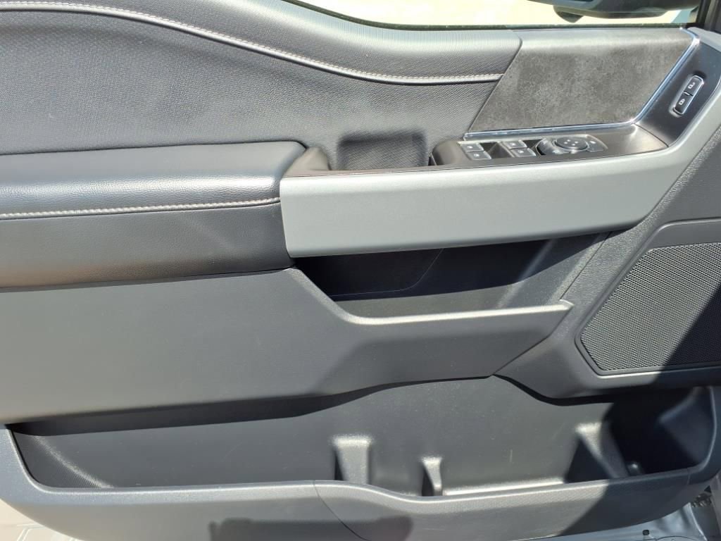 Used 2024 Ford F150 XLT w/ Mobile Office Package image 12