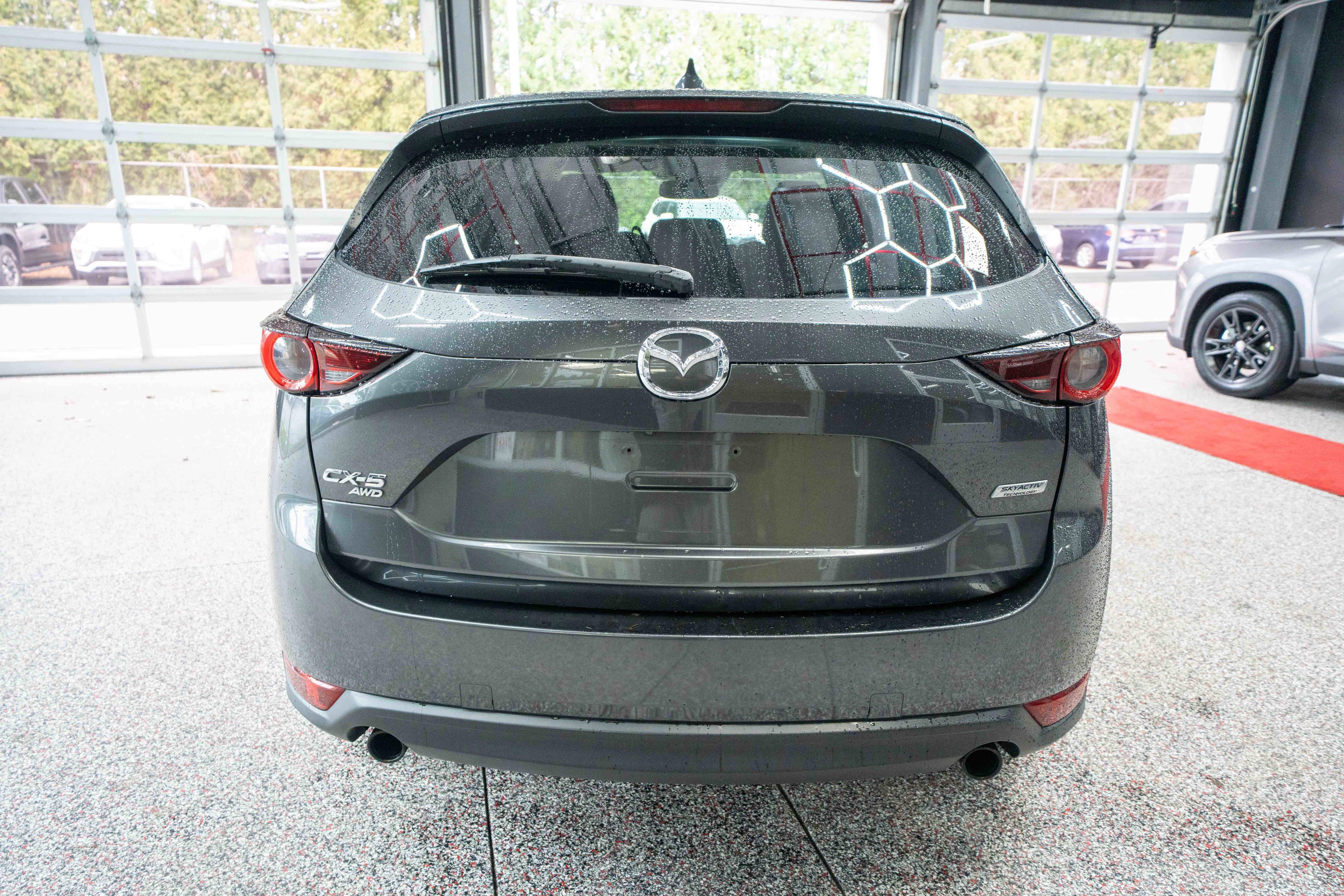 Used 2017 MAZDA CX-5 Touring w/ Preferred Equipment Package image 3