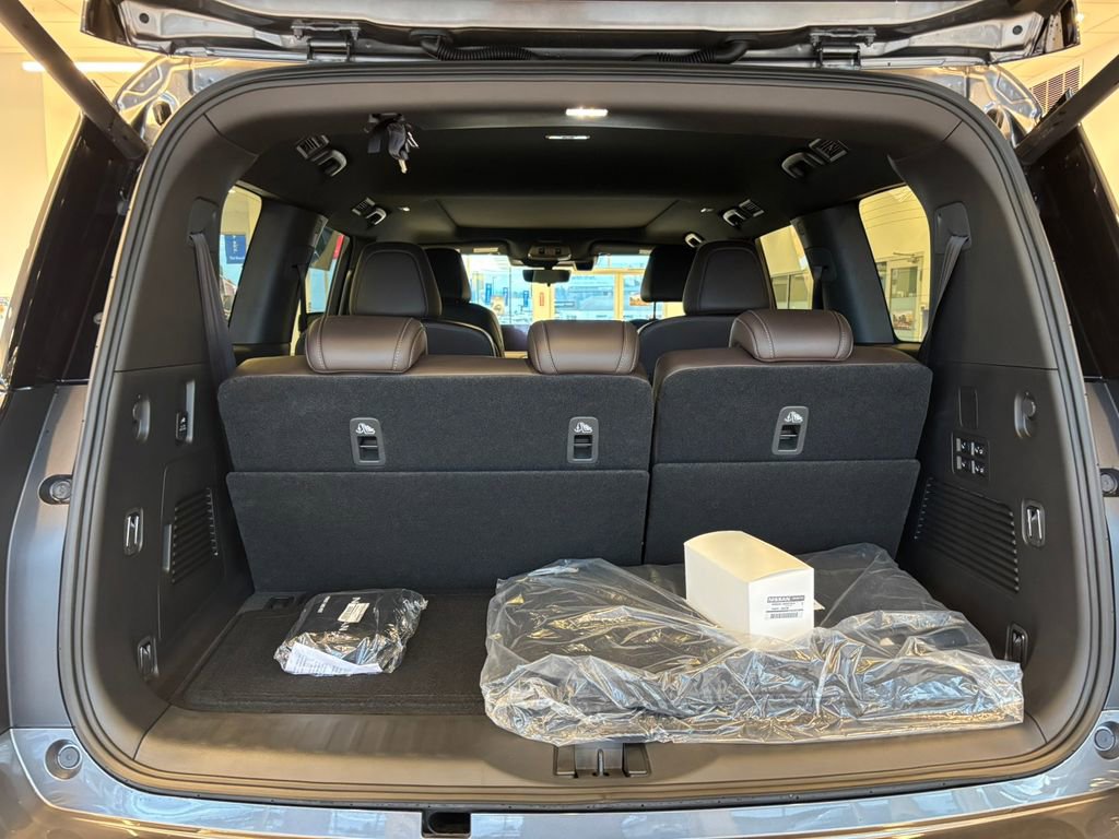 New 2026 Nissan Armada Platinum image 29
