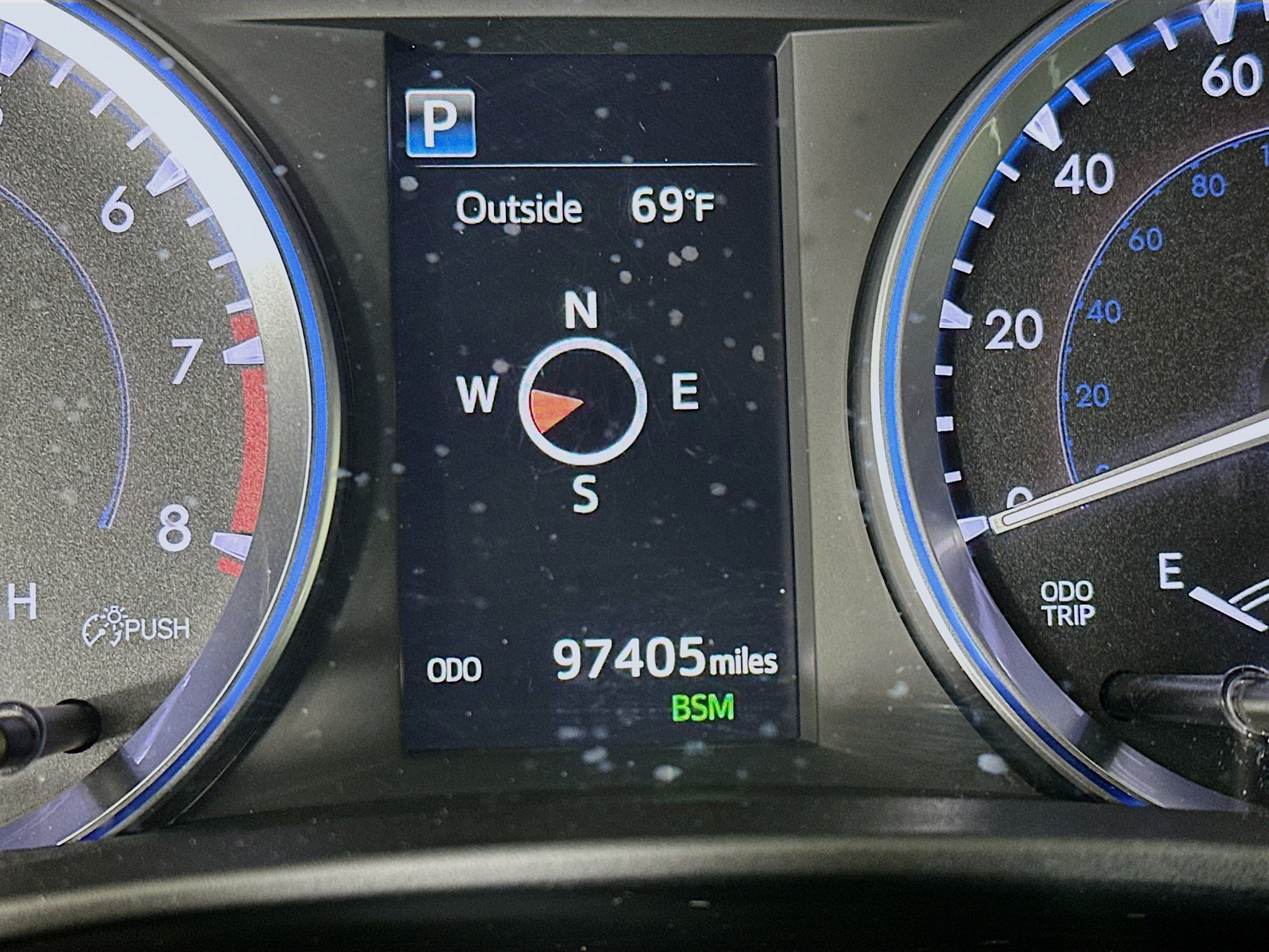 Used 2018 Toyota Highlander XLE FWD image 19