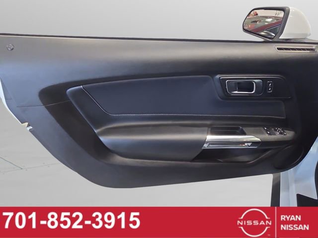 Used 2023 Ford Mustang EcoBoost image 34