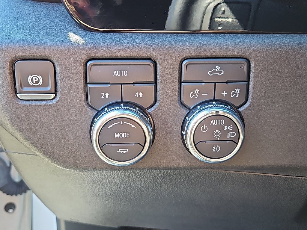 Used 2024 GMC Sierra 1500 Elevation AWD/4WD image 17