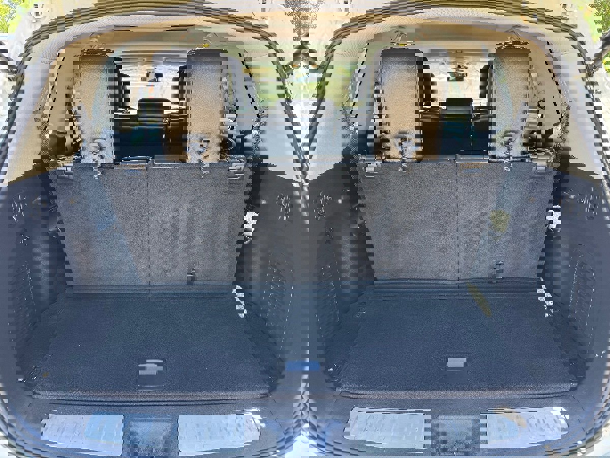 Used 2017 INFINITI QX60 FWD w/ Deluxe Technology Package image 22