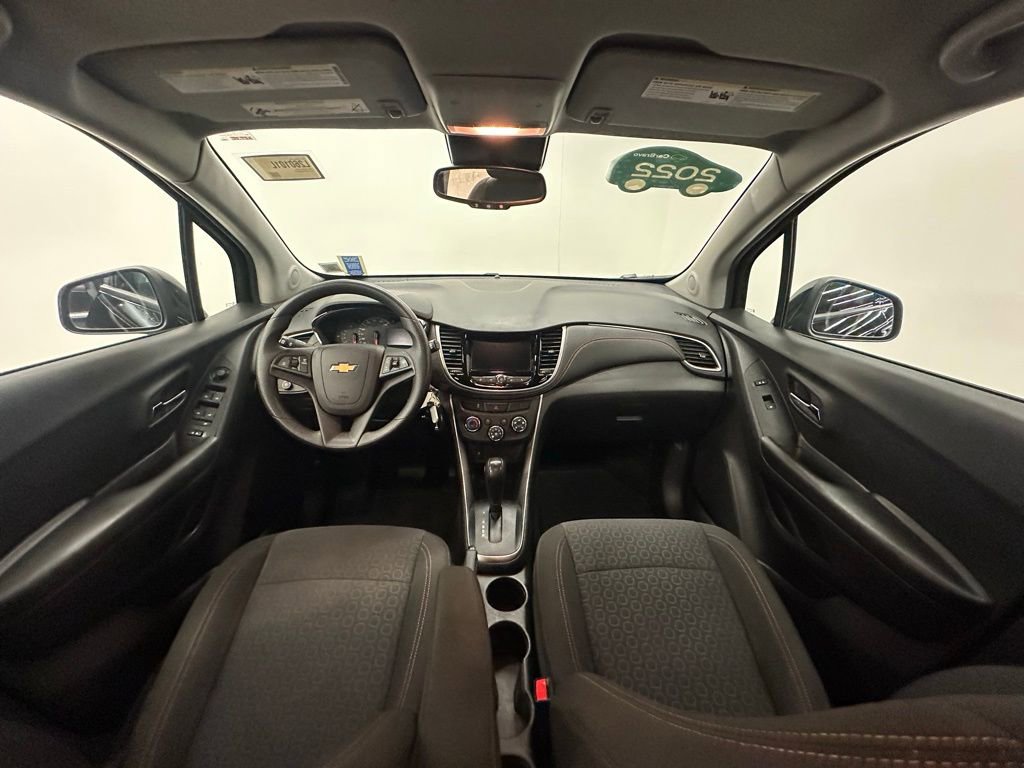 Certified 2022 Chevrolet Trax LS w/ Tint and Cruise Package image 26