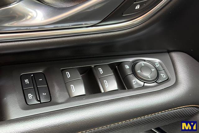 Certified 2024 GMC Yukon XL AT4 w/ AT4 Premium Plus Package AWD/4WD image 12