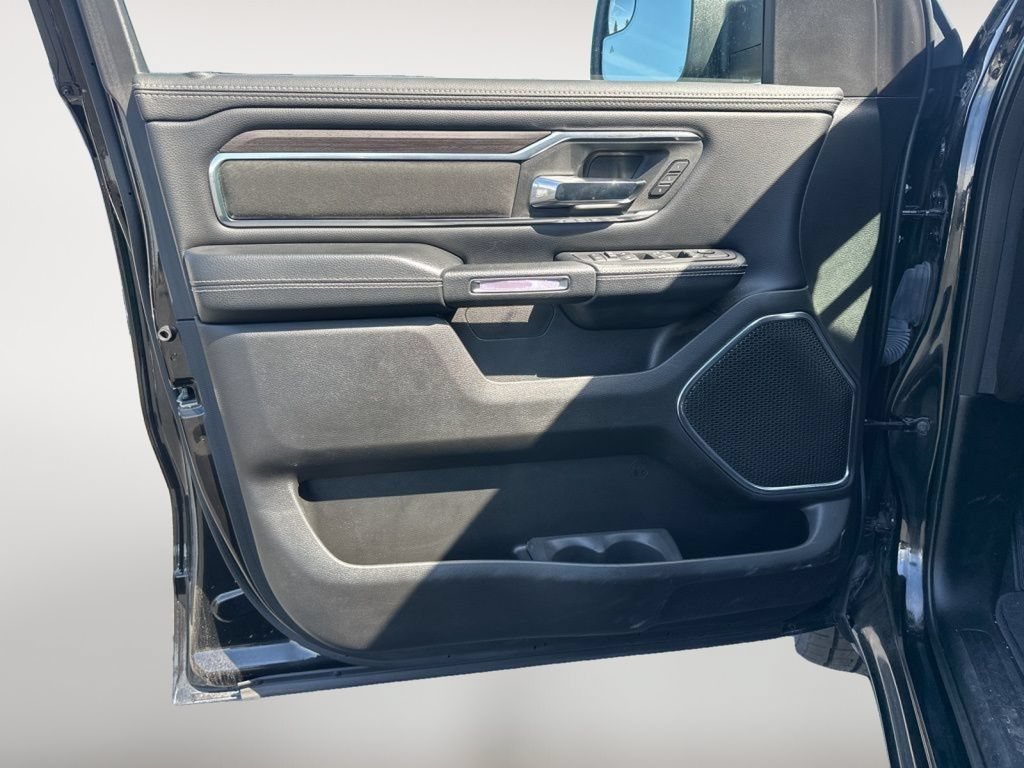 Used 2025 RAM 1500 Laramie AWD/4WD image 20