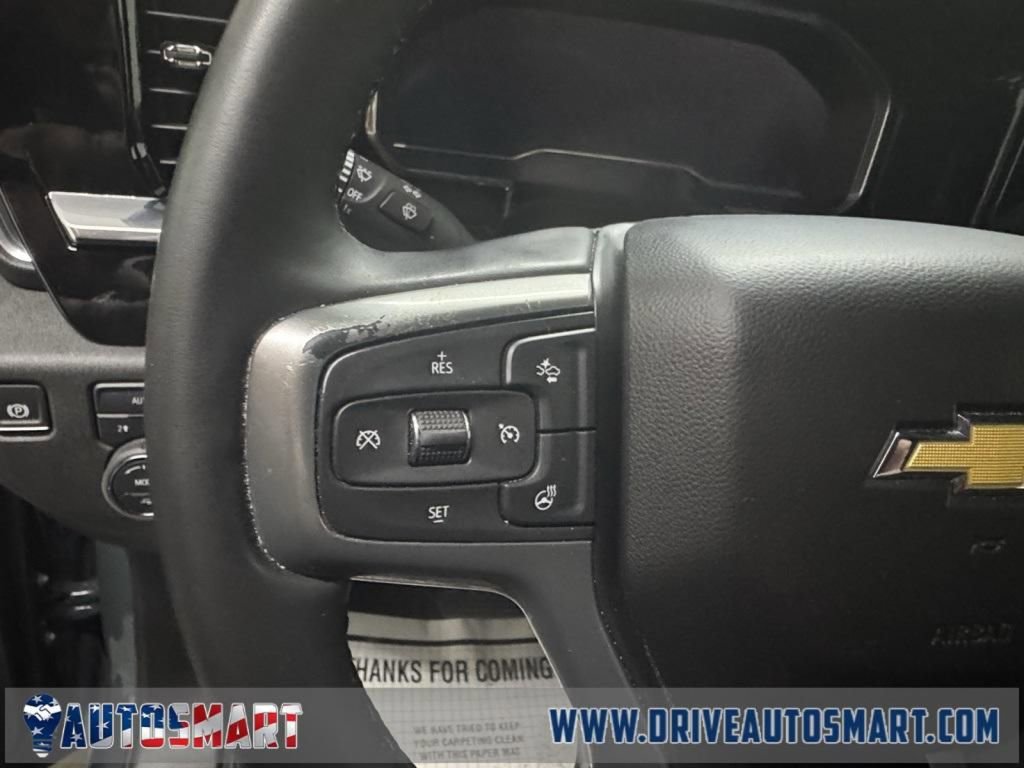 Used 2025 Chevrolet Silverado 1500 LT image 16