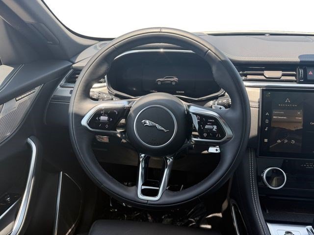 Used 2026 Jaguar F-PACE R-Dynamic S AWD/4WD image 13