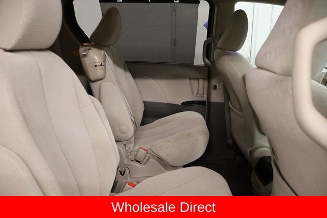 Used 2011 Toyota Sienna LE FWD image 21