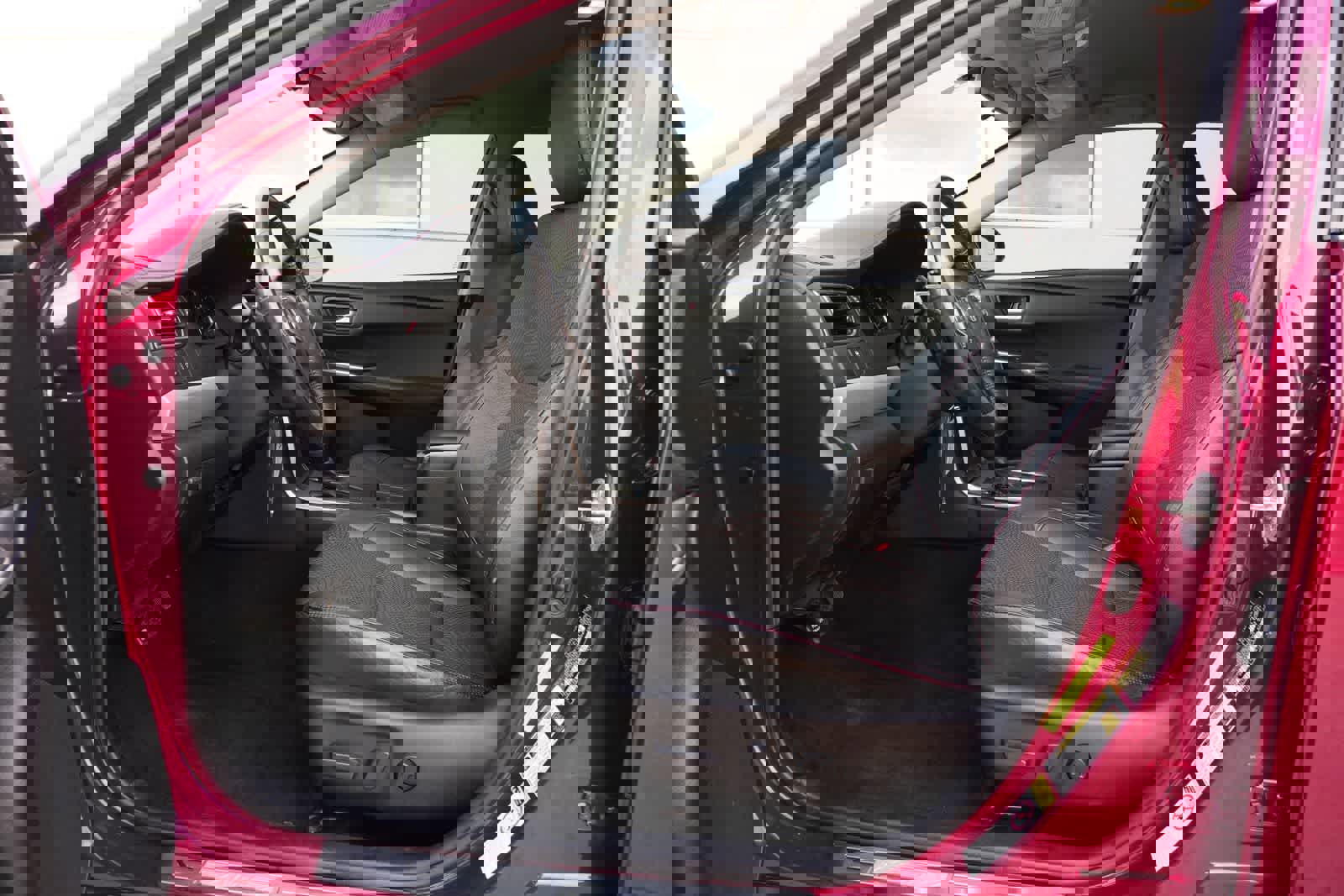 Used 2016 Toyota Camry SE image 14