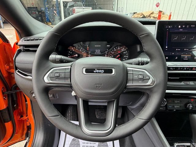 New 2026 Jeep Compass Latitude AWD/4WD image 16