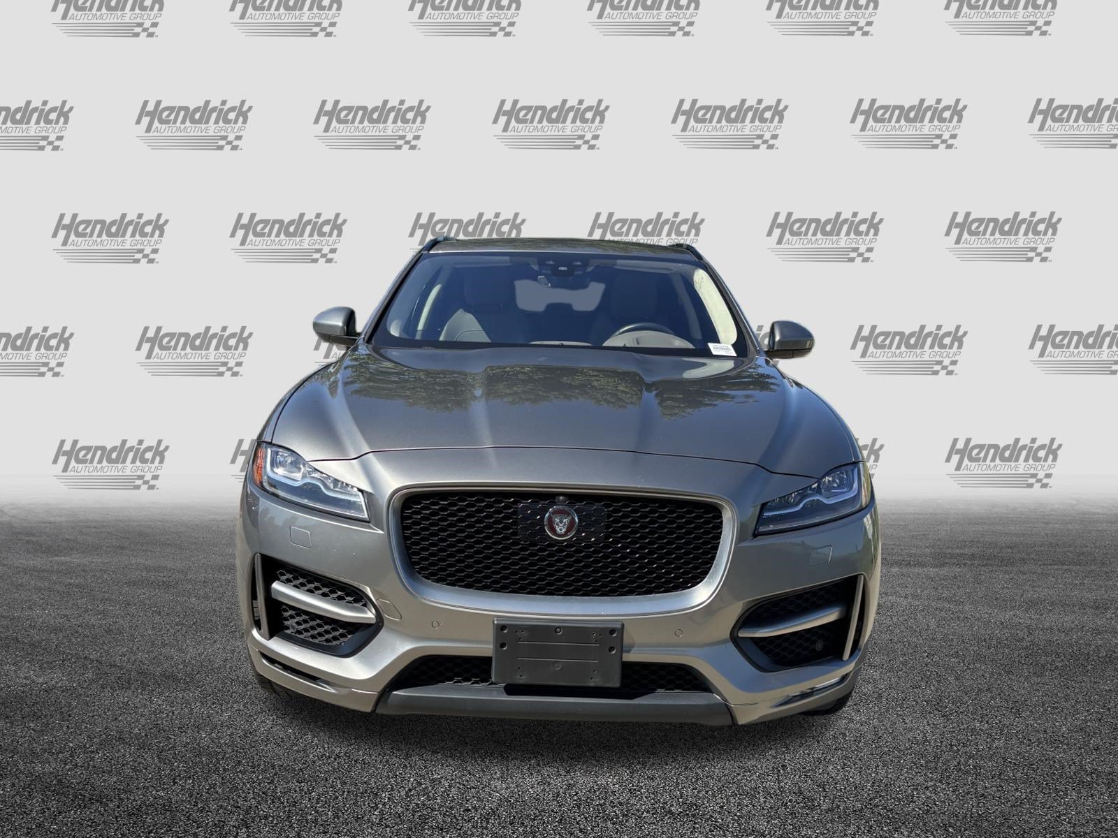 Used 2019 Jaguar F-PACE R-Sport AWD/4WD image 3
