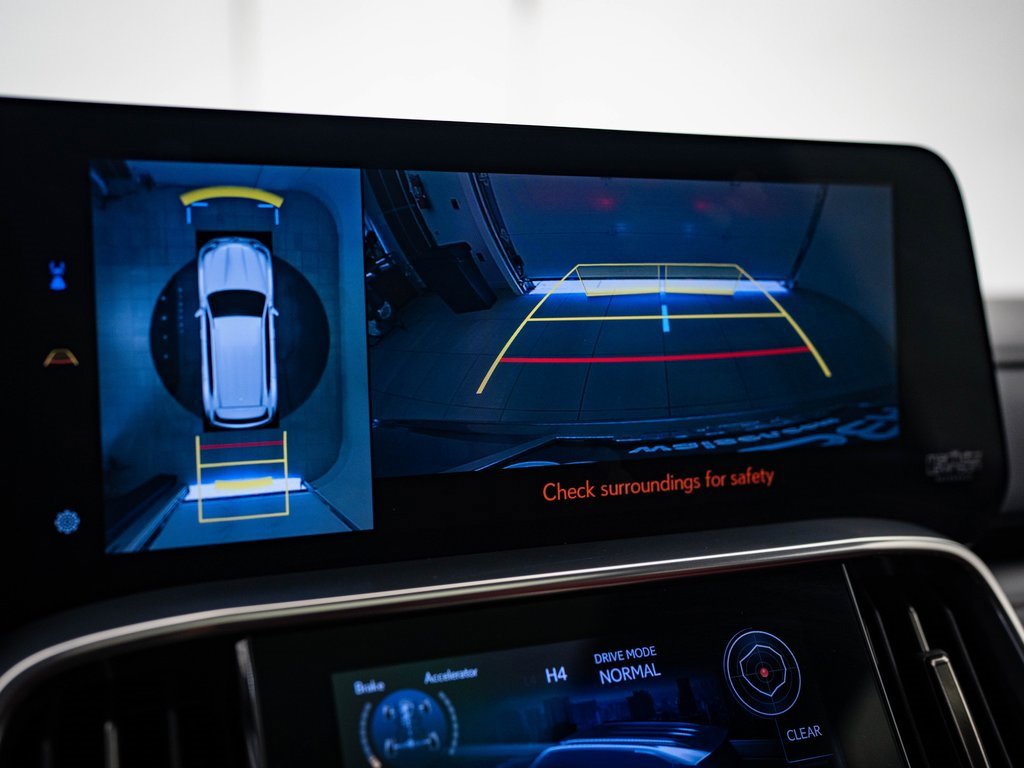 Used 2022 Lexus LX 600 F Sport image 34